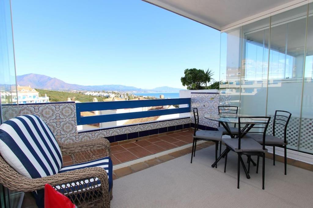 Duquesa Suites 531 Манилва Екстериор снимка