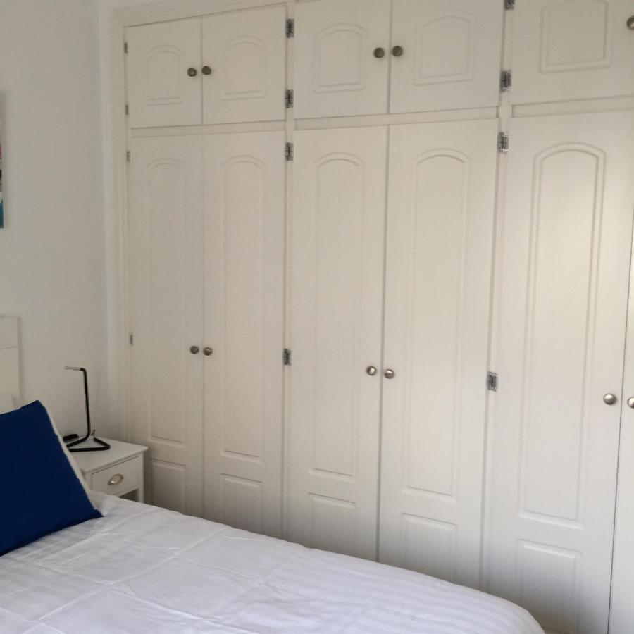 Duquesa Suites 531 Манилва Екстериор снимка