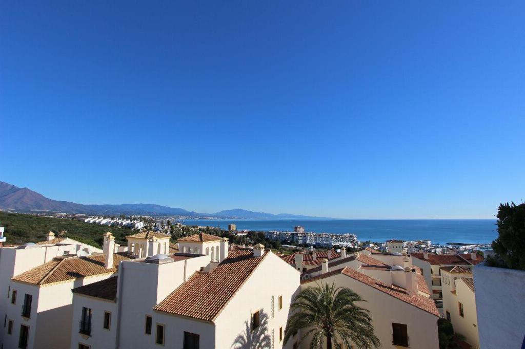 Duquesa Suites 531 Манилва Екстериор снимка