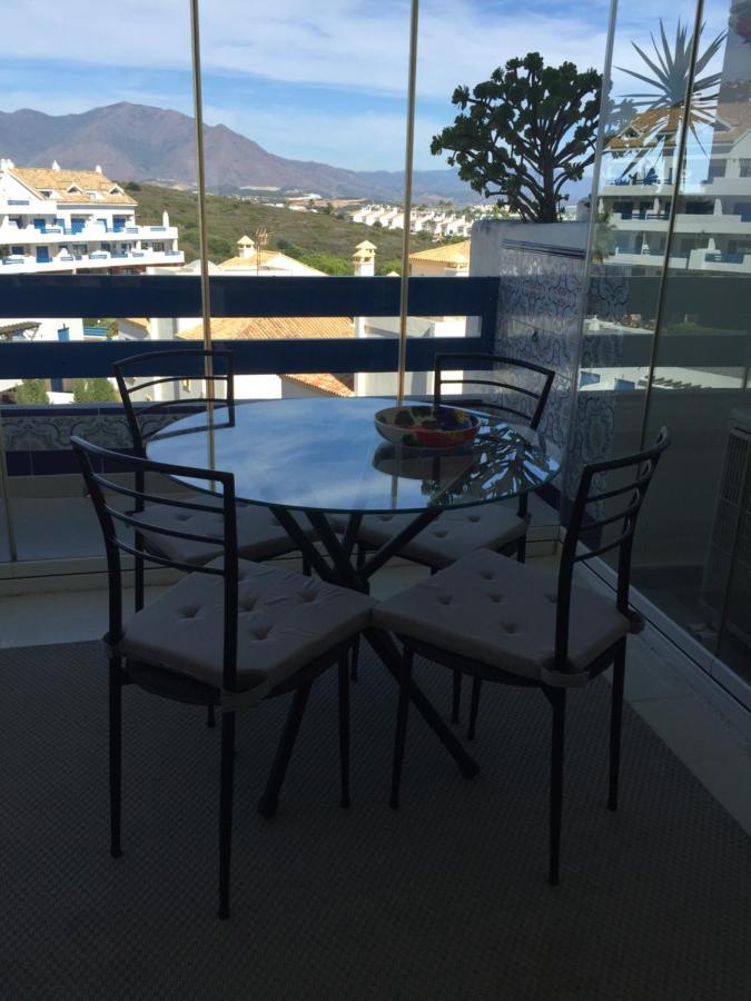 Duquesa Suites 531 Манилва Екстериор снимка